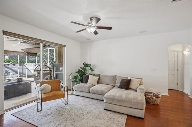 2108 FAWN MEADOW DRIVE, Valrico, FL 33594