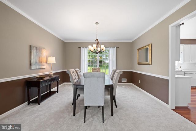 4 HASTINGS RD, Belle Mead, NJ 08502