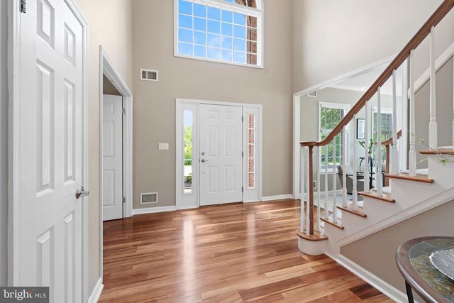 4 HASTINGS RD, Belle Mead, NJ 08502