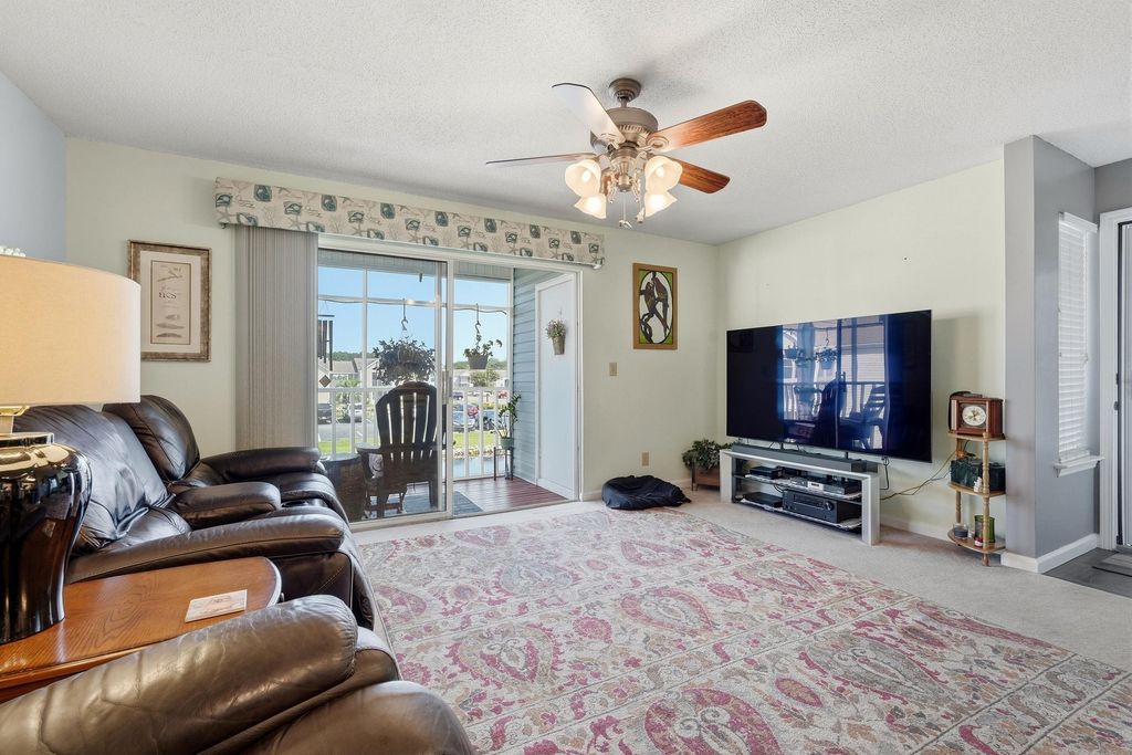 8830 Cloister Dr Apt F, Surfside Beach, SC 29575 — photo 2