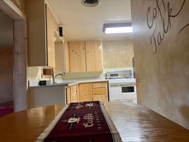 1010 SANTA ANITA Drive, Belen, NM 87002