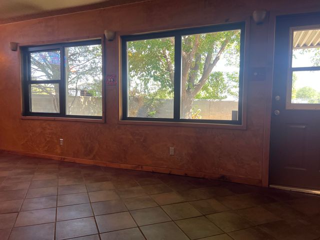 1010 SANTA ANITA Drive, Belen, NM 87002