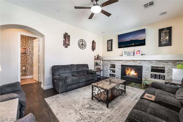 2398 Sunburst View Street, Henderson, NV 89052