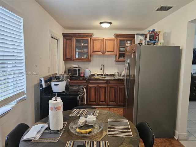 569 Tallulah Road, Palm Beach, FL 33462
