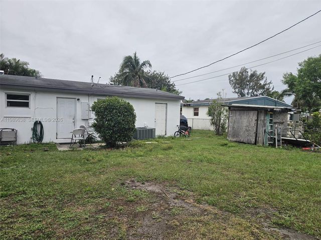 569 Tallulah Road, Palm Beach, FL 33462