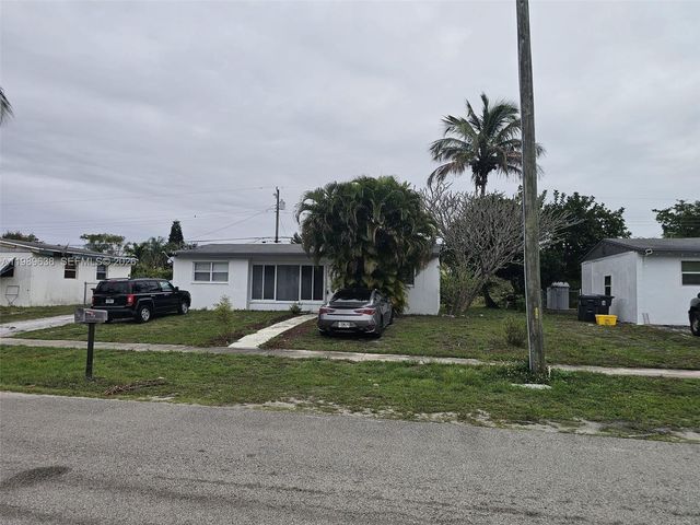 569 Tallulah Road, Palm Beach, FL 33462