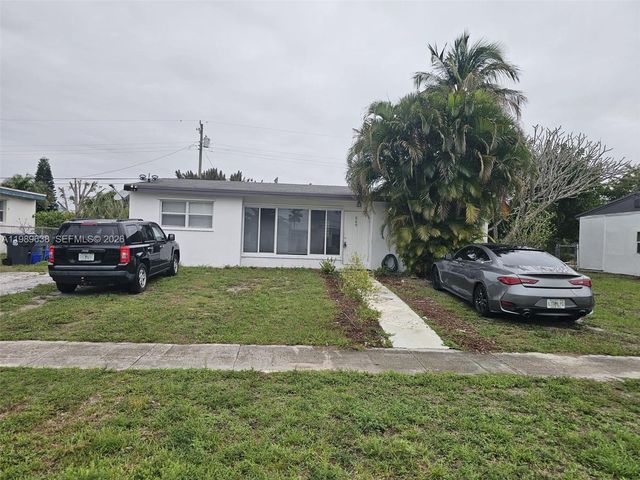 569 Tallulah Road, Palm Beach, FL 33462