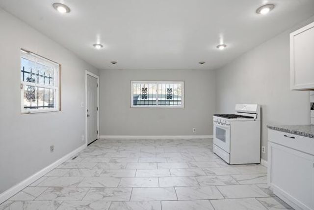 263 Taft Street, Gary, IN 46404