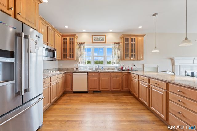 195 Town Line Highway, Watertown, CT 06795