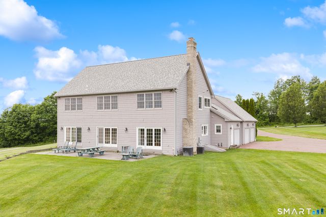 195 Town Line Highway, Watertown, CT 06795