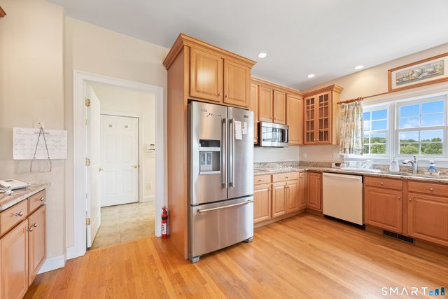195 Town Line Highway, Watertown, CT 06795