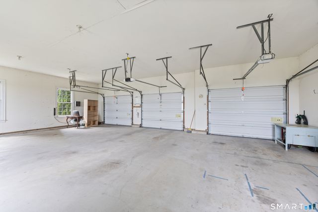 195 Town Line Highway, Watertown, CT 06795