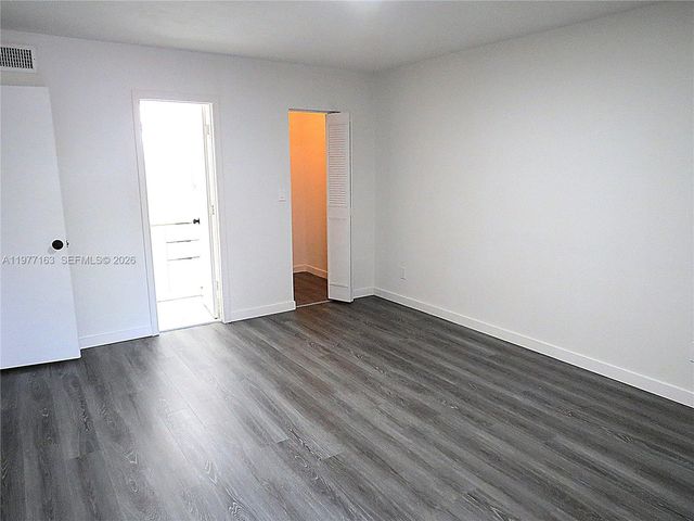 3591 Inverrary Drive 203, Lauderhill, FL 33319