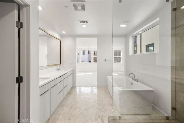 164 Apron, Irvine, CA 92618