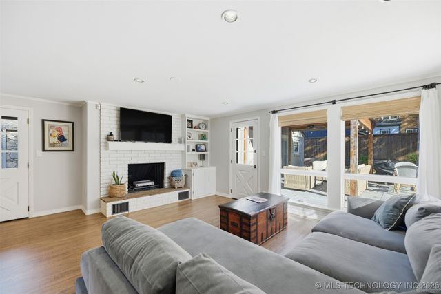 1919 S Evanston Avenue, Tulsa, OK 74104