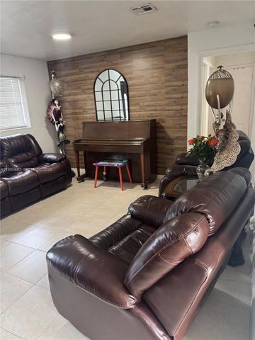 26700 SW 138th Ave, Homestead, FL 33032