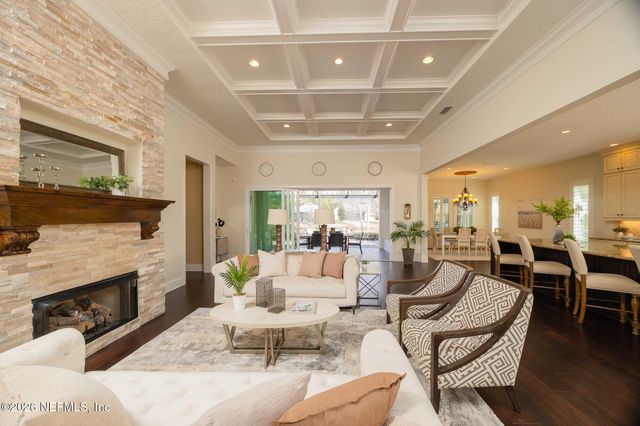 30 BLUE HOLE Court, St. Johns, FL 32259