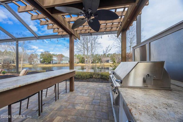 30 BLUE HOLE Court, St. Johns, FL 32259