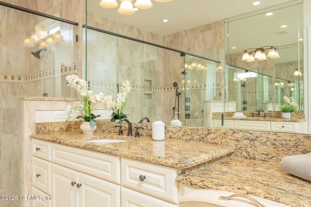 30 BLUE HOLE Court, St. Johns, FL 32259