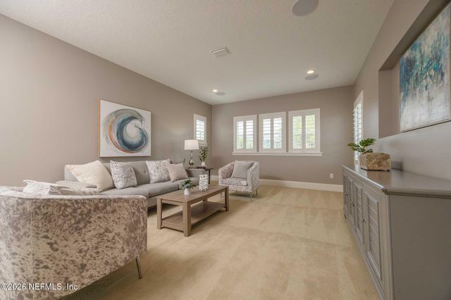 30 BLUE HOLE Court, St. Johns, FL 32259