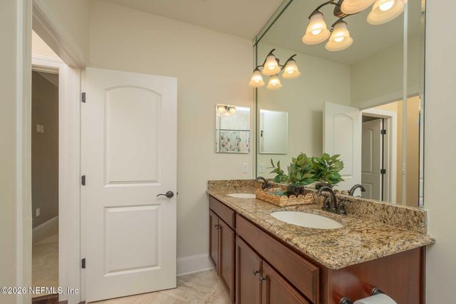 30 BLUE HOLE Court, St. Johns, FL 32259