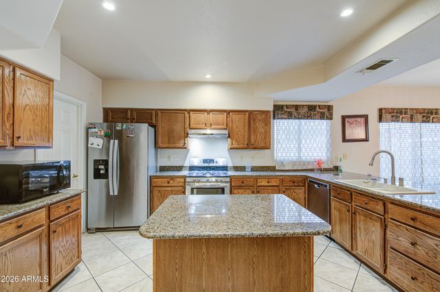 11410 W Crimson Lane, Avondale, AZ 85392