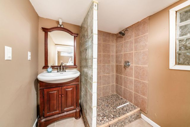 1810 Ashland Avenue, Columbus, OH 43212