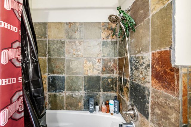 1810 Ashland Avenue, Columbus, OH 43212