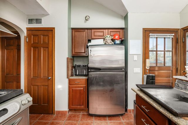 1810 Ashland Avenue, Columbus, OH 43212