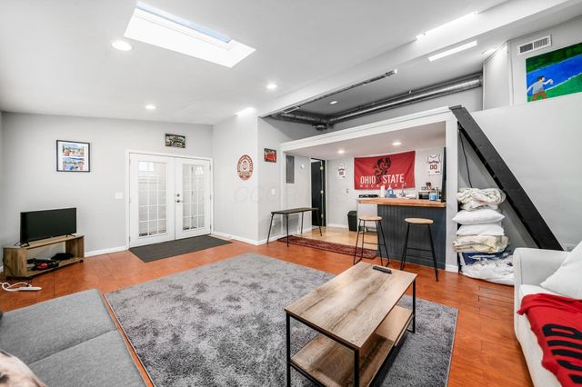 1810 Ashland Avenue, Columbus, OH 43212