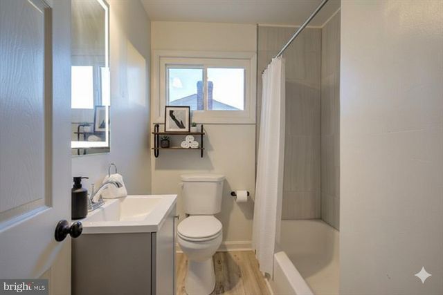 6410 FAIR OAKS AVE, Baltimore, MD 21214