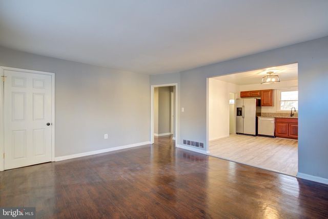 6410 FAIR OAKS AVE, Baltimore, MD 21214