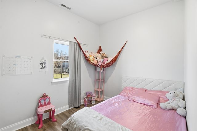 3248 W Maypole Avenue, Chicago, IL 60624