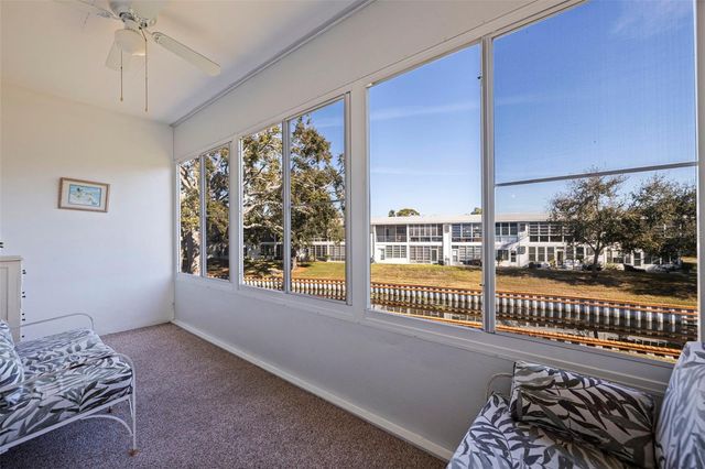 8221 112TH STREET 203, Seminole, FL 33772