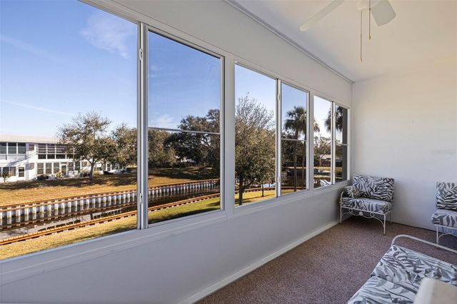 8221 112TH STREET 203, Seminole, FL 33772