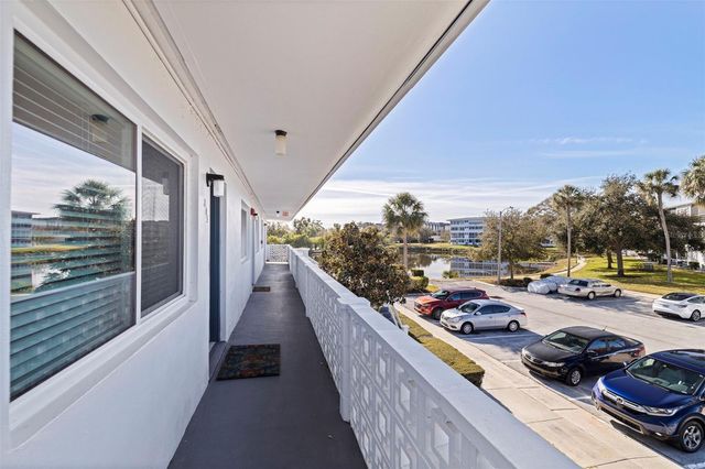 8221 112TH STREET 203, Seminole, FL 33772