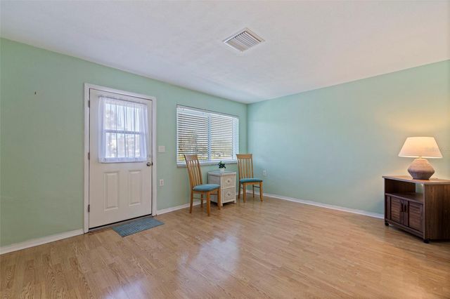 8221 112TH STREET 203, Seminole, FL 33772