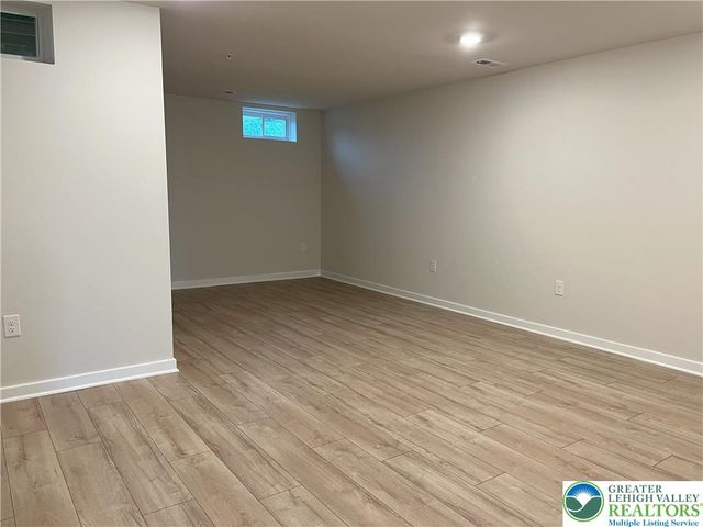 7620 Clayton Avenue, Upper Saucon Twp, PA 18036