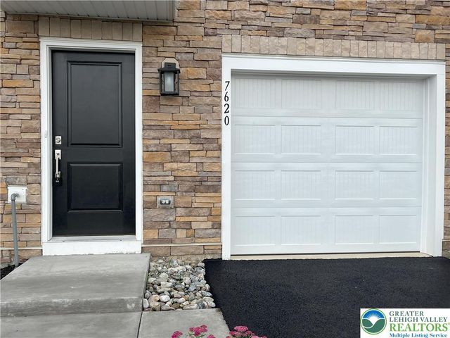 7620 Clayton Avenue, Upper Saucon Twp, PA 18036