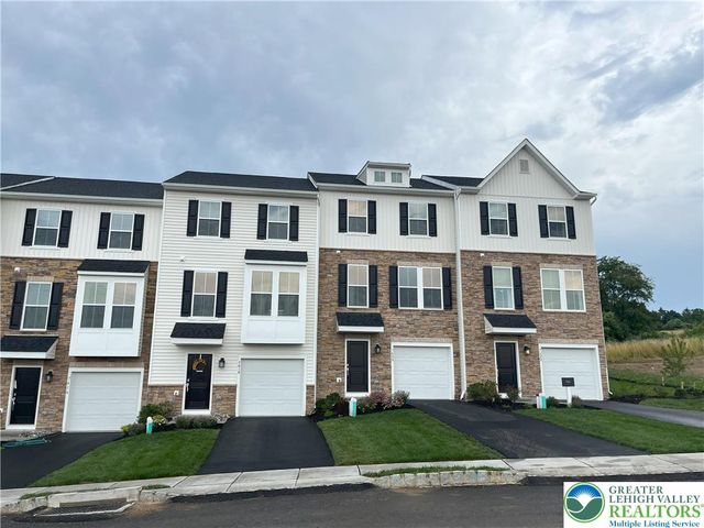 7620 Clayton Avenue, Upper Saucon Twp, PA 18036