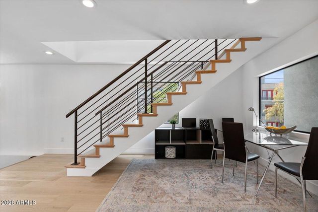 220 W Monterosa Street, Phoenix, AZ 85013