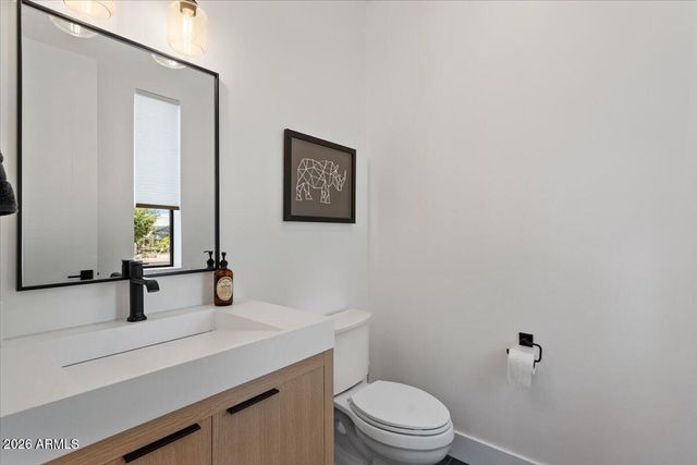 220 W Monterosa Street, Phoenix, AZ 85013