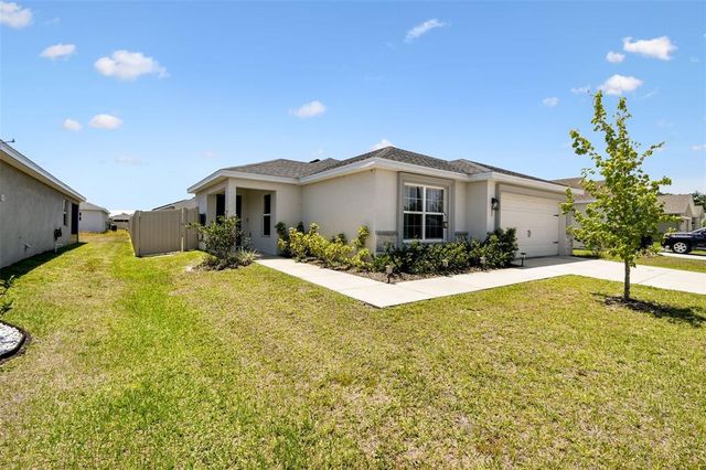 105 BLUE ALICE SPRING COURT, Ruskin, FL 33570