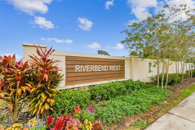 105 BLUE ALICE SPRING COURT, Ruskin, FL 33570