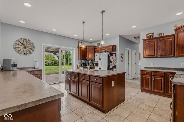 3839 Meadowbrook Drive, Seymour, IN 47274