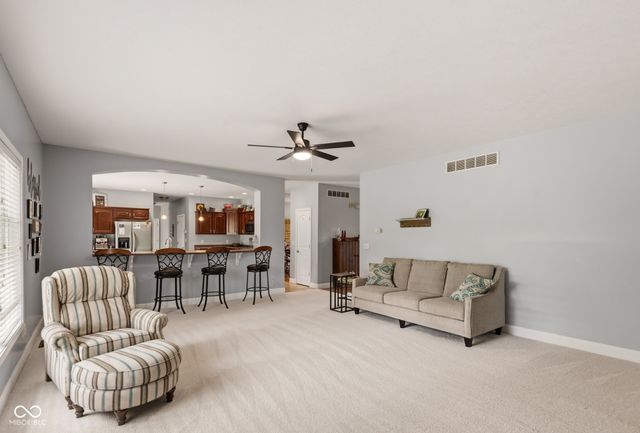 3839 Meadowbrook Drive, Seymour, IN 47274