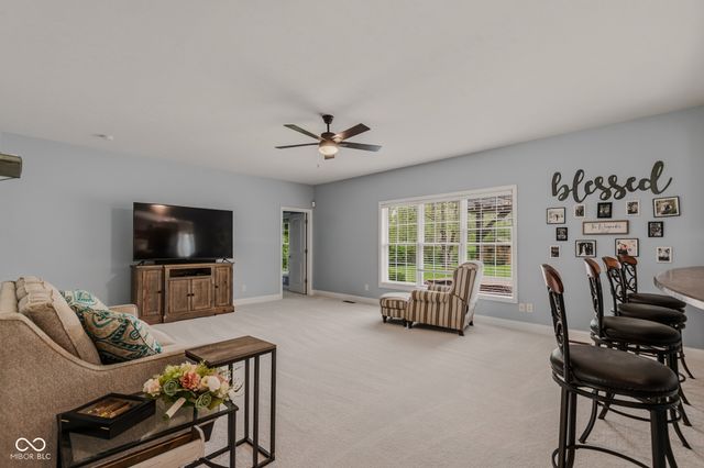 3839 Meadowbrook Drive, Seymour, IN 47274