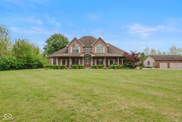 3839 Meadowbrook Drive, Seymour, IN 47274