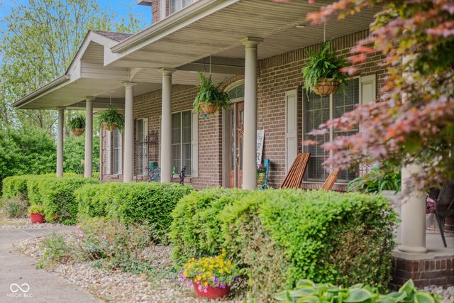 3839 Meadowbrook Drive, Seymour, IN 47274