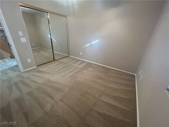 9527 CROOKED WOOD Avenue, Las Vegas, NV 89148